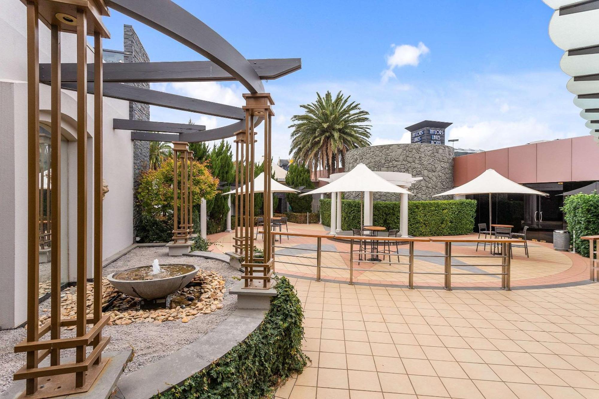 Quality Hotel Taylors Lakes Exterior foto