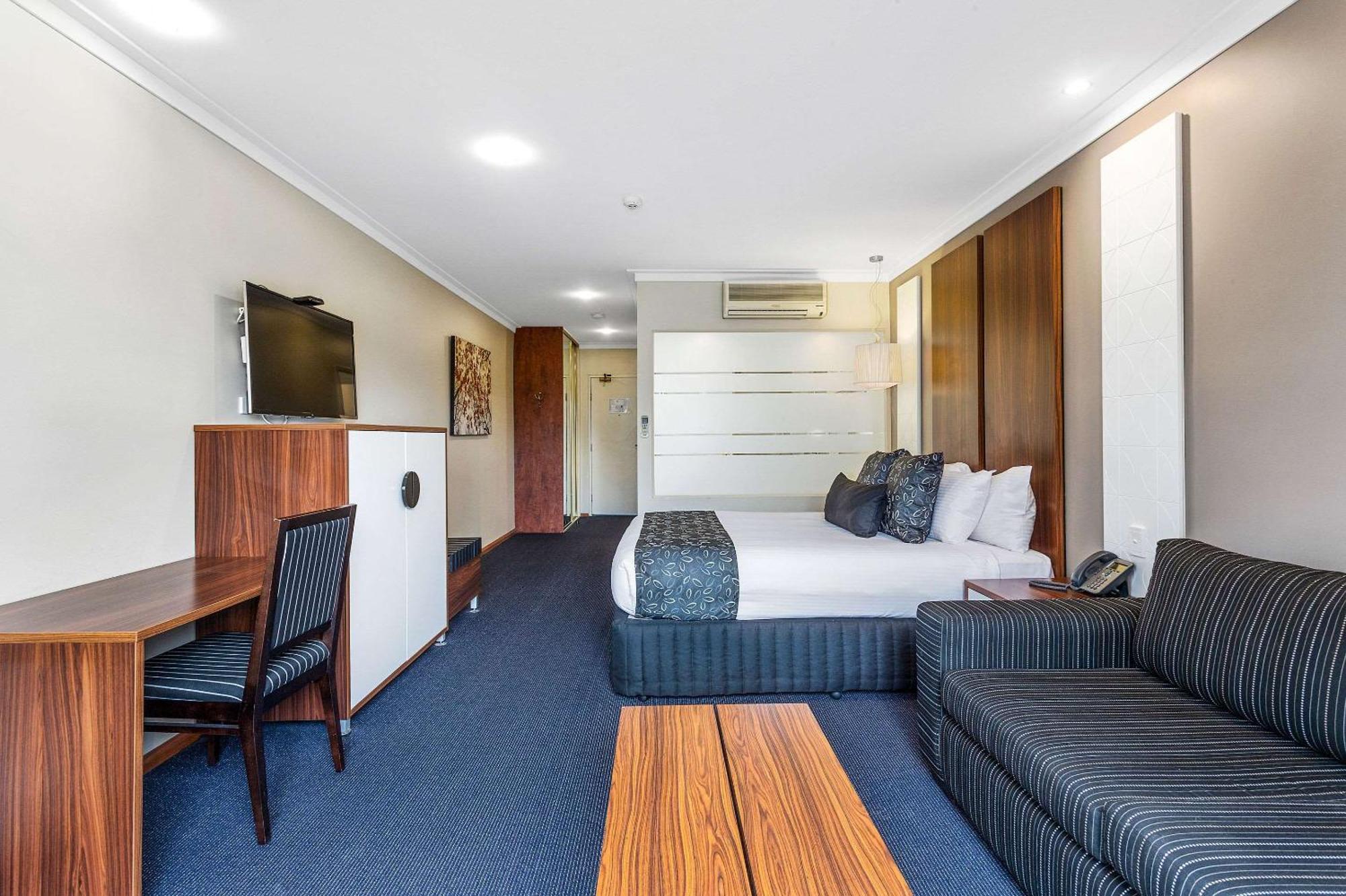 Quality Hotel Taylors Lakes Exterior foto